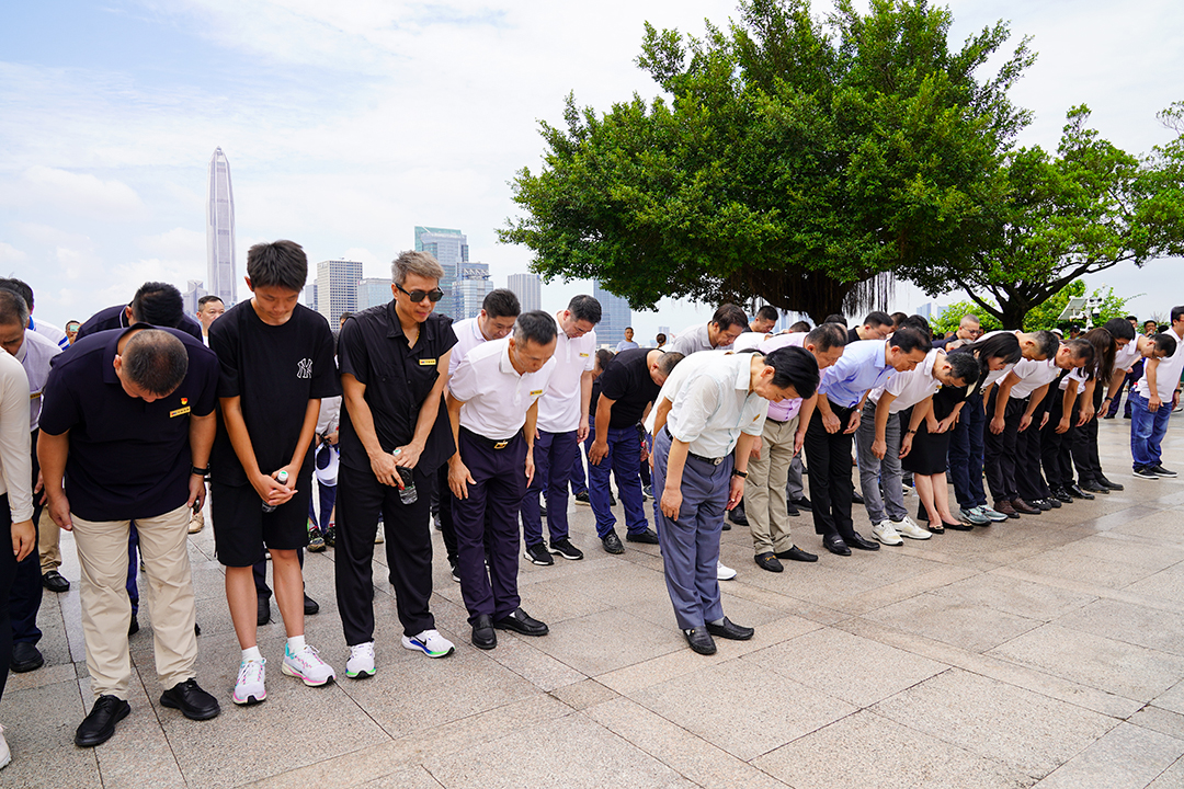 華豐世紀(jì)集團開展紀(jì)念鄧小平同志誕辰120周年_4.JPG 華豐世紀(jì)集團開展紀(jì)念鄧小平同志誕辰120周年_4.JPG