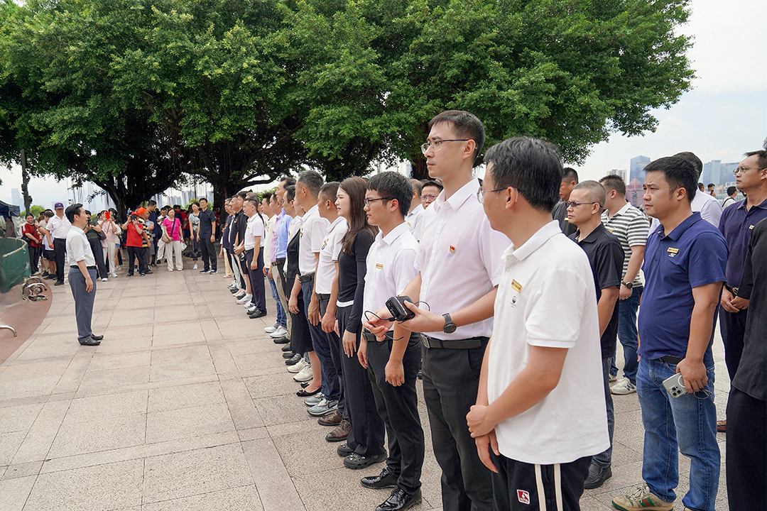 華豐世紀(jì)集團開展紀(jì)念鄧小平同志誕辰120周年_2.JPG 華豐世紀(jì)集團開展紀(jì)念鄧小平同志誕辰120周年_2.JPG